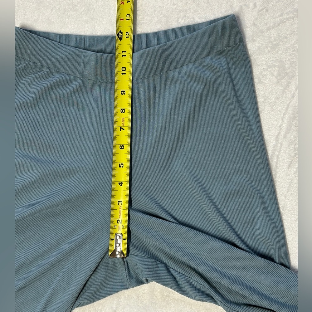 SKIMS Wide Leg Lounge Pants in Gray and Teal Blue - Picture 13 of 15